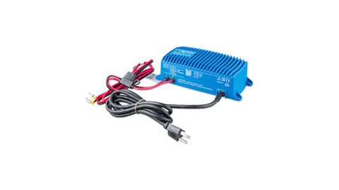 CARGADOR DE BATERÍA 12V VICTRON BLUE SMART IP67 12/7