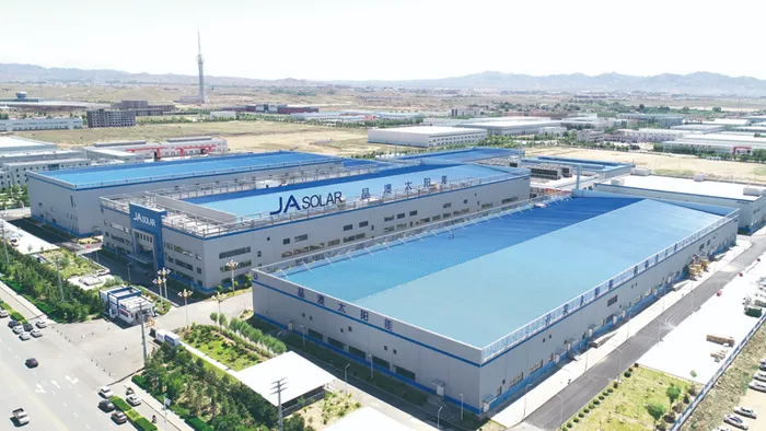 ¿Qué productos ofrece JA Solar?